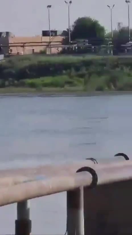 BREAKING: 🇺🇲 🇸🇾 It seems that the US has lost its first oil refinery in Syria