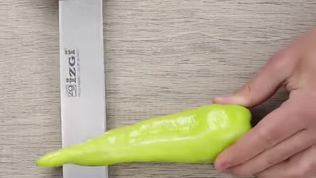 Awesome fruits and vegetables cutting skills!