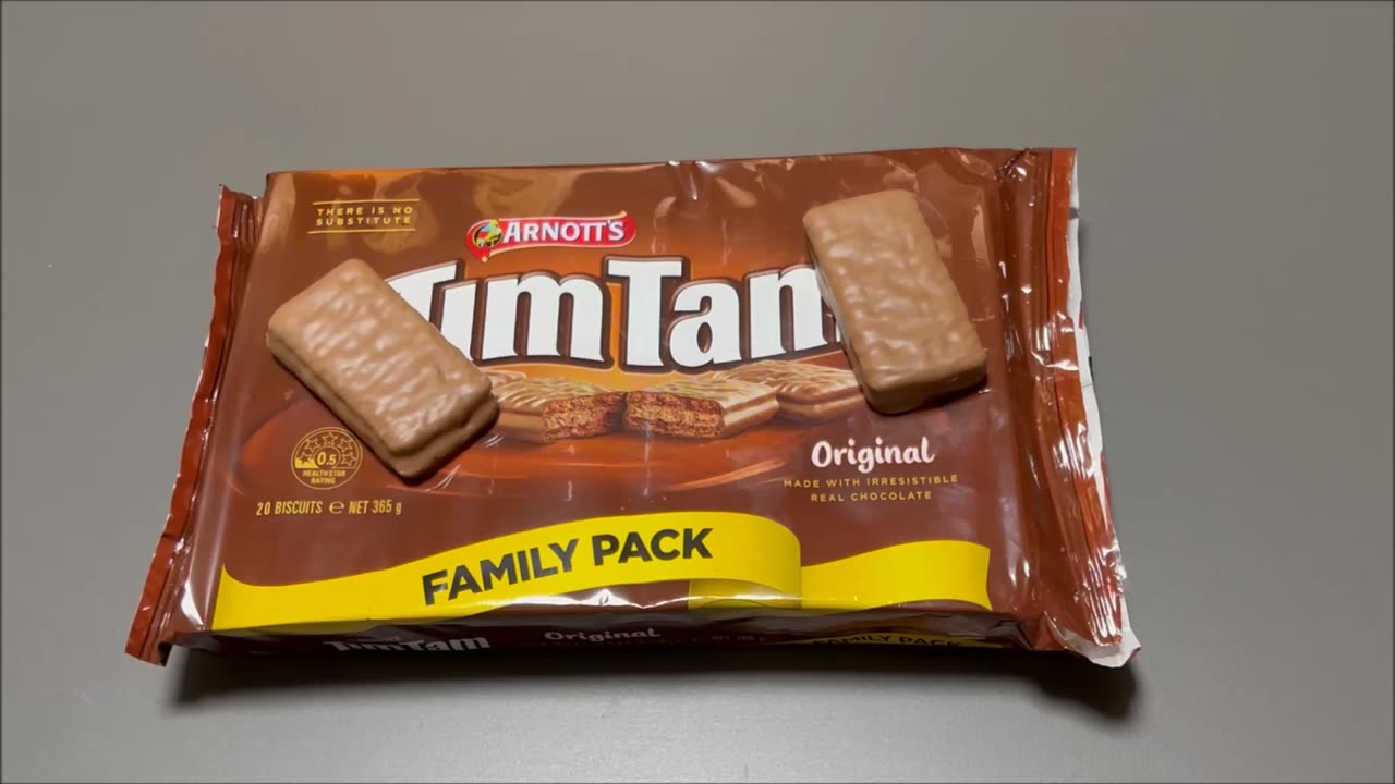 Arnotts Tim Tam Original Family Pack Product vs Packshot