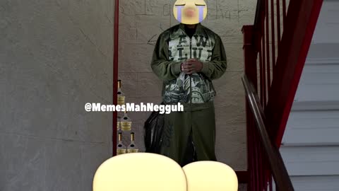 04.When niggas smoke on the staircase _ MemesMahNegguh