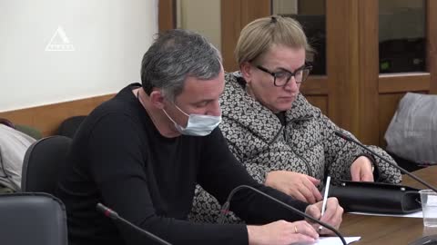 Остановить раскол парламента призвали депутаты Валерий Агрба и Дмитрий Ардзинба