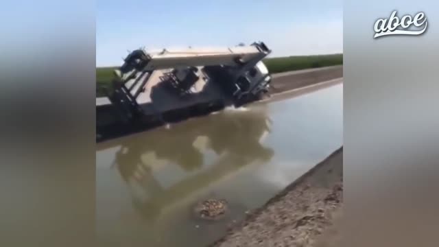compilation of videos with various idiots