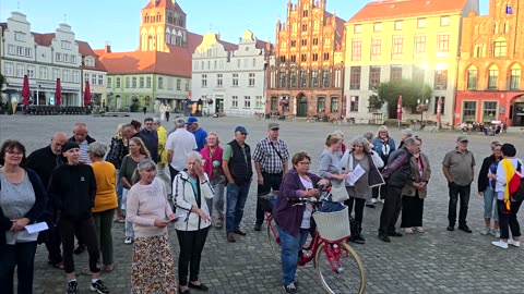 Greifswald - Klaus, Angelika und Stefan nochmal mit einer kurzen Wortmeldung 29-07-2024