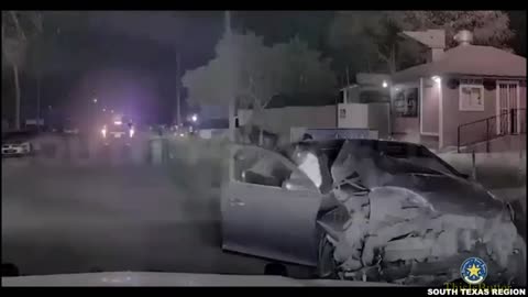 DPS Arrests Human Smuggler After High-Speed Pursuit ends in crash in Webb County