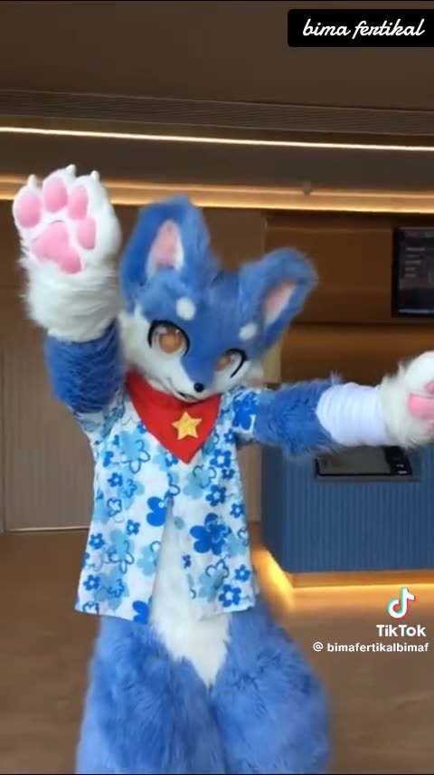 Random Kemono Fursuit Video #7