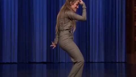 JENNIFER LOPEZ | SHE CAN RIDE ANYTHING