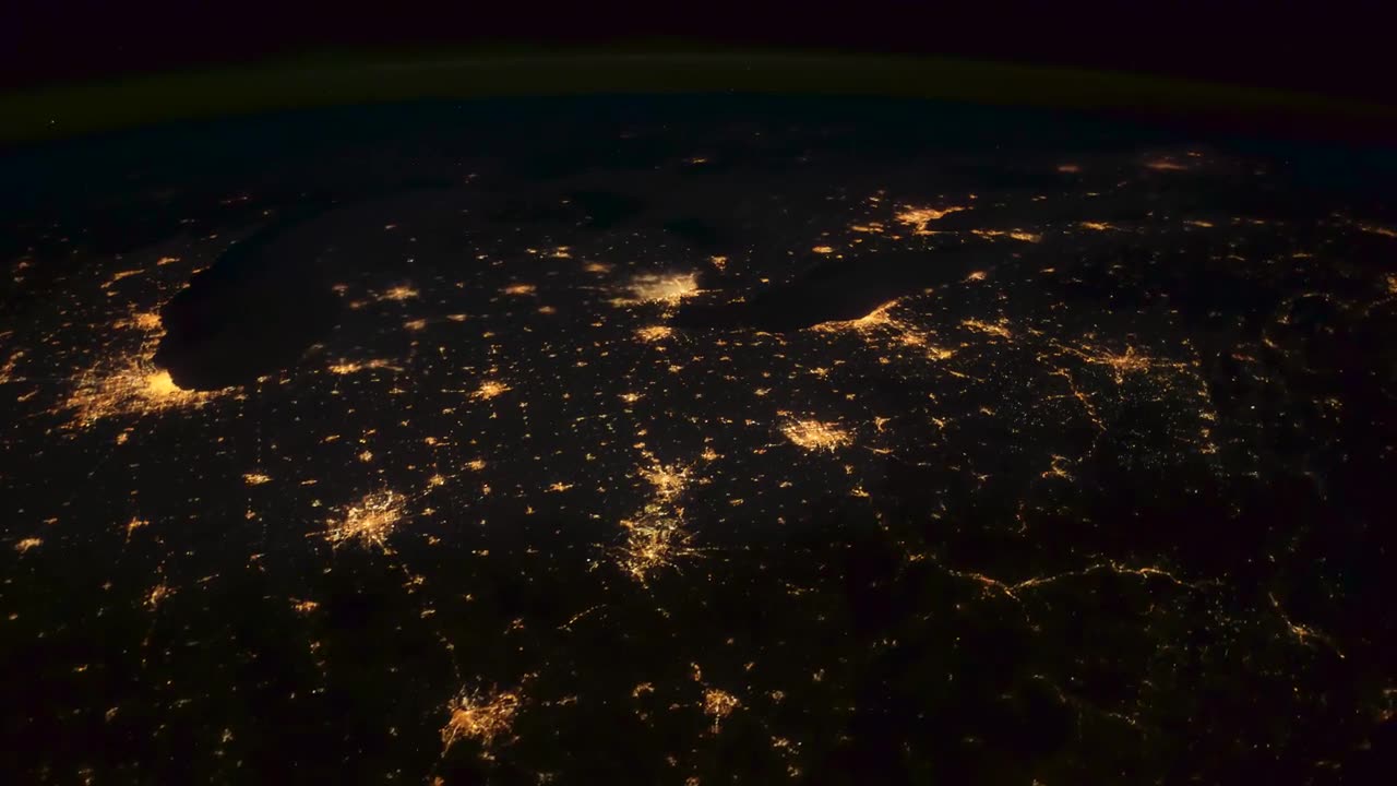 ISS Expedition 42 Time Lapse Video of Earth