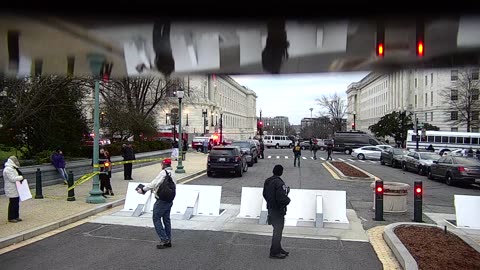 0672USCG00K25SouthBarricadeInbound_2021-01-06_16h08min03s643ms.mp4