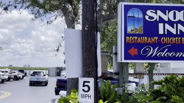 Snook Inn Restaurant- Chickee Bar Marco Island, FL #4K #Lunch #Grouper