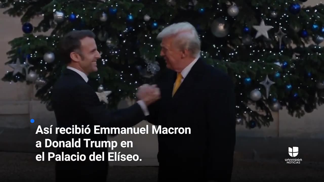 El largo saludo de Trump a Macron en su primer viaje al exterior tras las elecciones