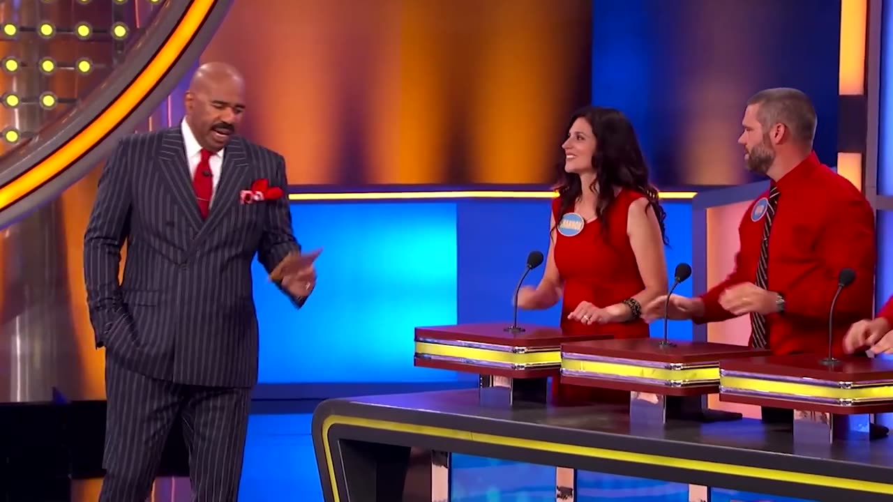 10 STEVE HARVEY Family Feud Rounds - Questions & Answers!