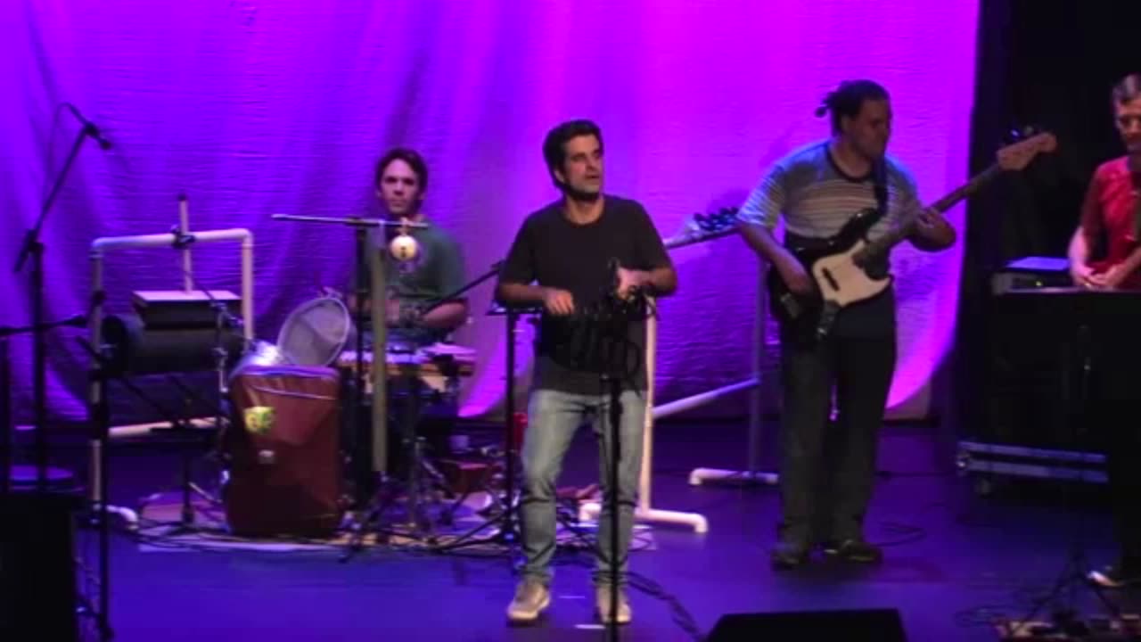 Baião de Lacan (on stage) (sombra sonora)