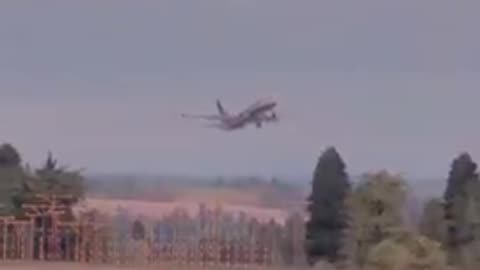Plane Attempts A Landing With Insane Crosswinds