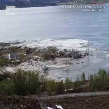 Dramatic Video Shows Landslide
