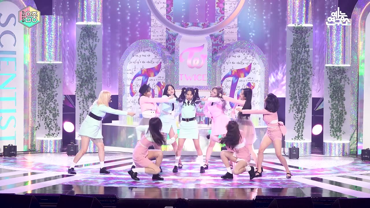 211113 MBC Show! Music Core TWICE - Scientist FanCam