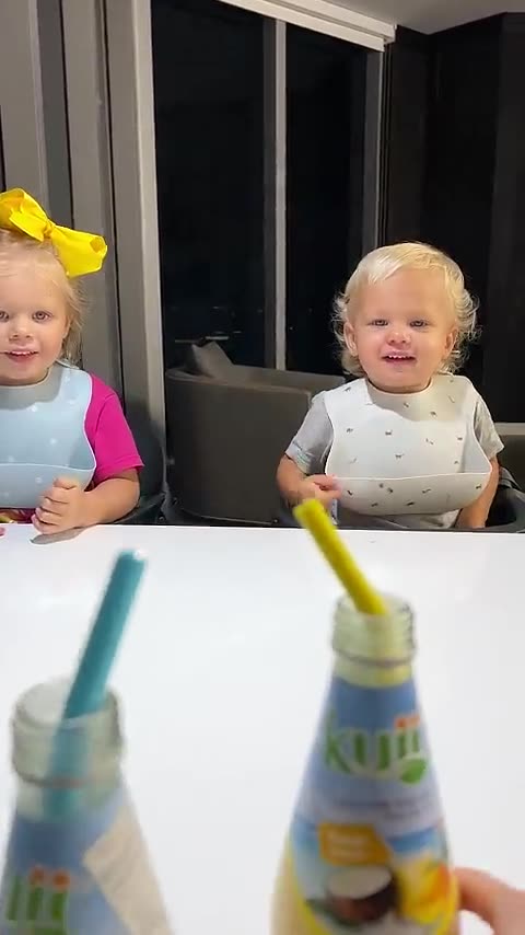 Kids are happy to try new drinks. Funny Baby video!