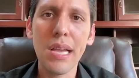 Abogado mexicano explica la “no obligatoriedad” de las vacunas (terapia génicas) contra el covid