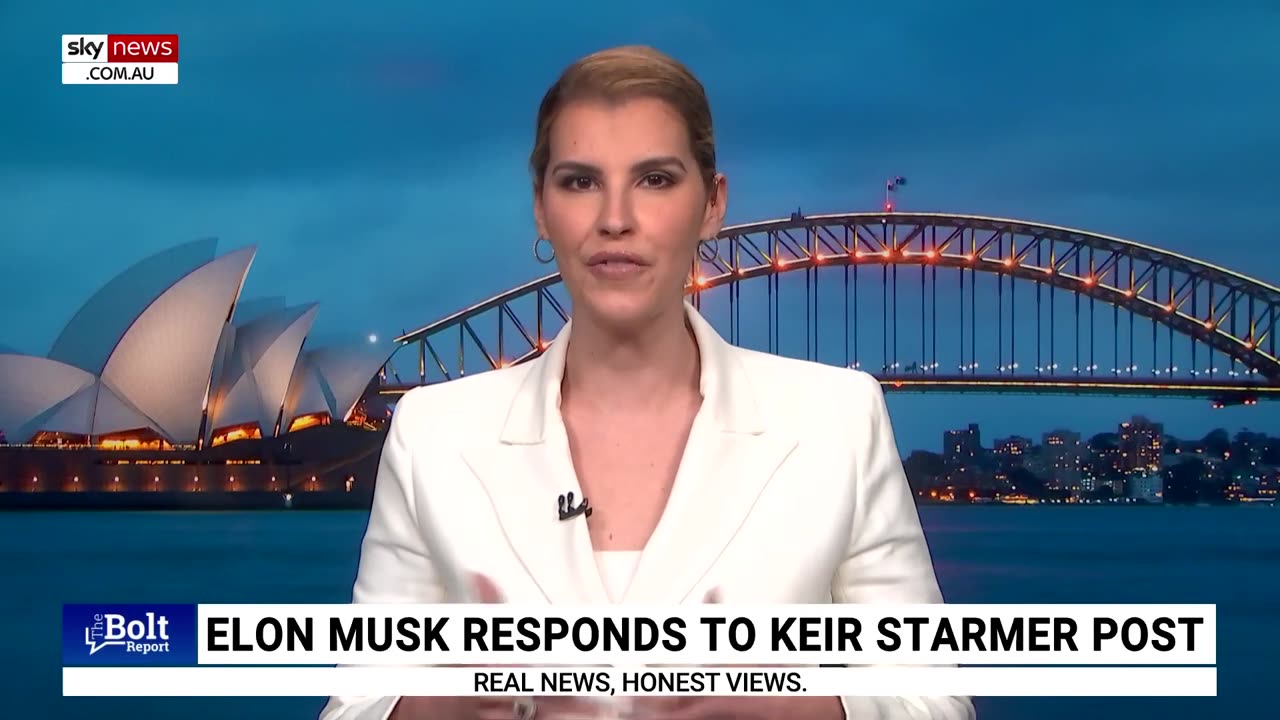 Elon Musk ‘in a brawl’ with ‘weak’ Keir Starmer