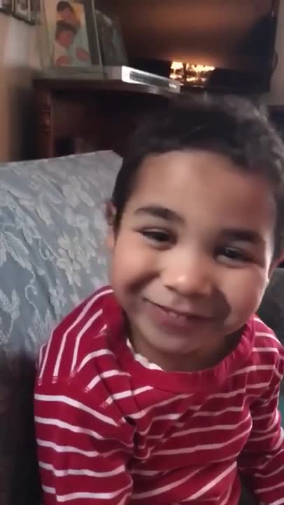 Young Boy Sings 'EVERY LITTLE THING IS GONNA BE ALRIGHT'