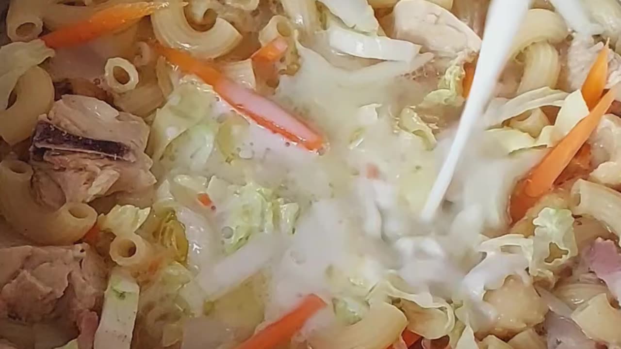 Easy Sopas Recipe. Pasta Soup Recipe 🍲 😋 👩‍🍳 #food #recipe #sopas #homemade #cooking #soup