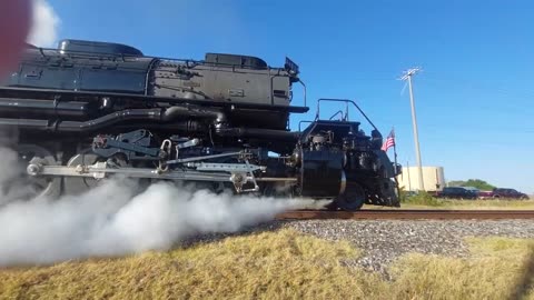 4014 BIG Boy Steam Locomotive Train