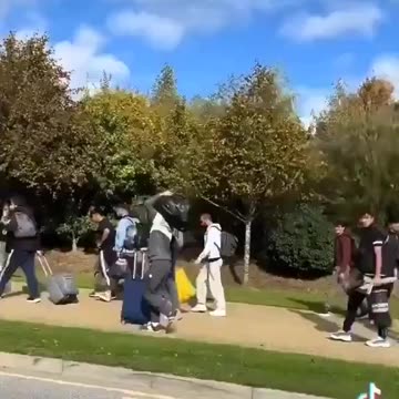 A group of migrants on their way to set up camp in Dublin.