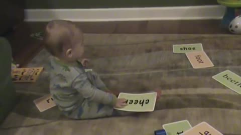 Adorable 16 Months Old Baby Can Read!!!