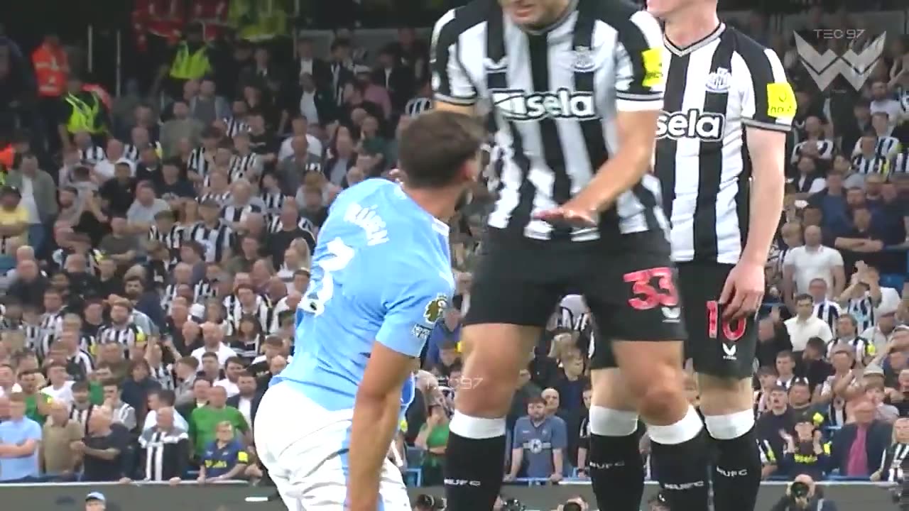 When players on the pitch loose their control.