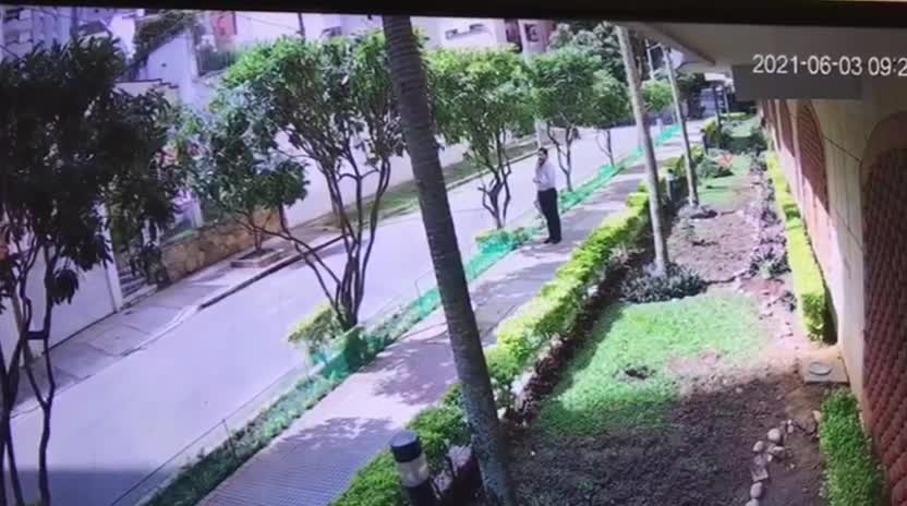 Video: cámaras de seguridad registraron un hurto en el barrio Cabecera, en Bucaramanga