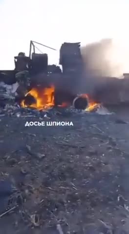 Presumably Russian S-400 battery destroyed by Ukrainian ATACMS strike in Donetsk yesterday