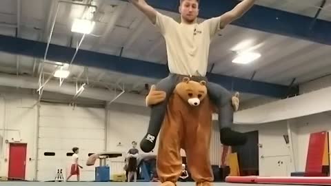 Epic back flip optical illusion will blow your mind