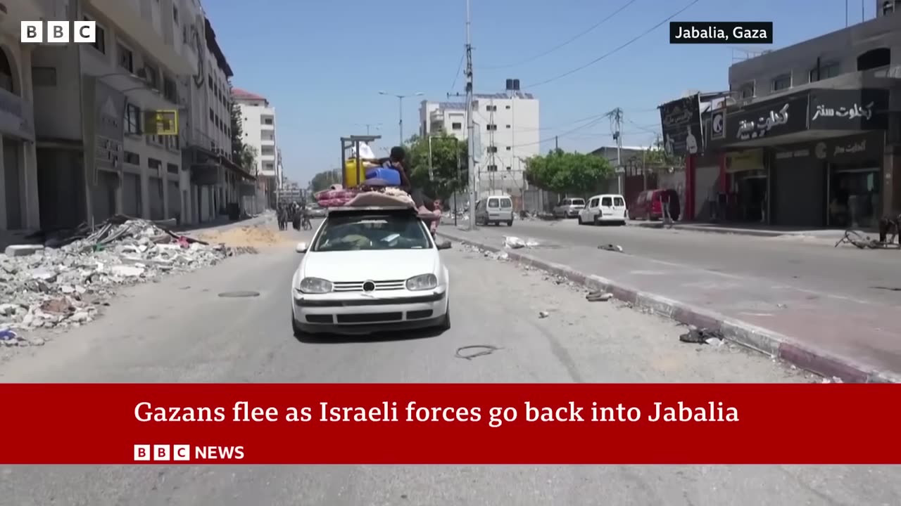 Israeli protesters block aid trucks headed toGaza from Jordan | BBC News