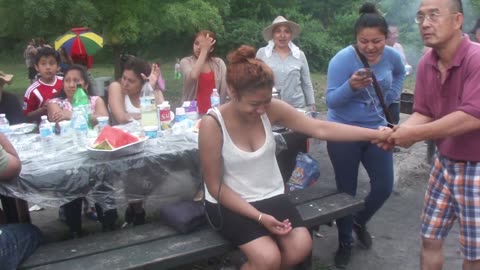 Luodong Briefly Massages Cute Mexican Girl At The Picnic