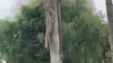 BREAKING: Flight 2283 crashing into homes in Vinhedo, Brazil.
