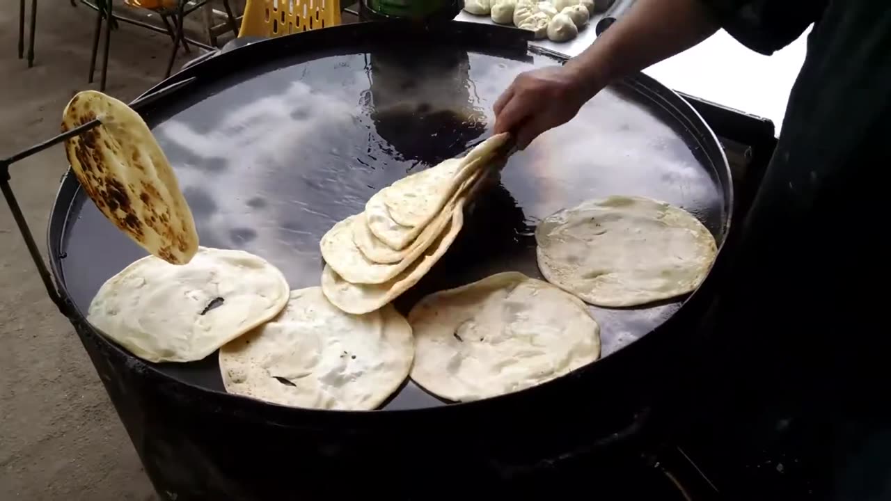 Famous Pathan Parathy Street food