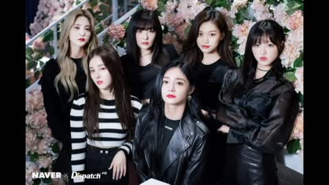 6 Gorgeous KPop Idols In One Photo!