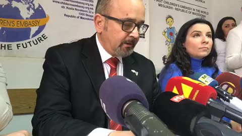MИА.mk - Прес на Првата детска амбасада во светот Меѓаши