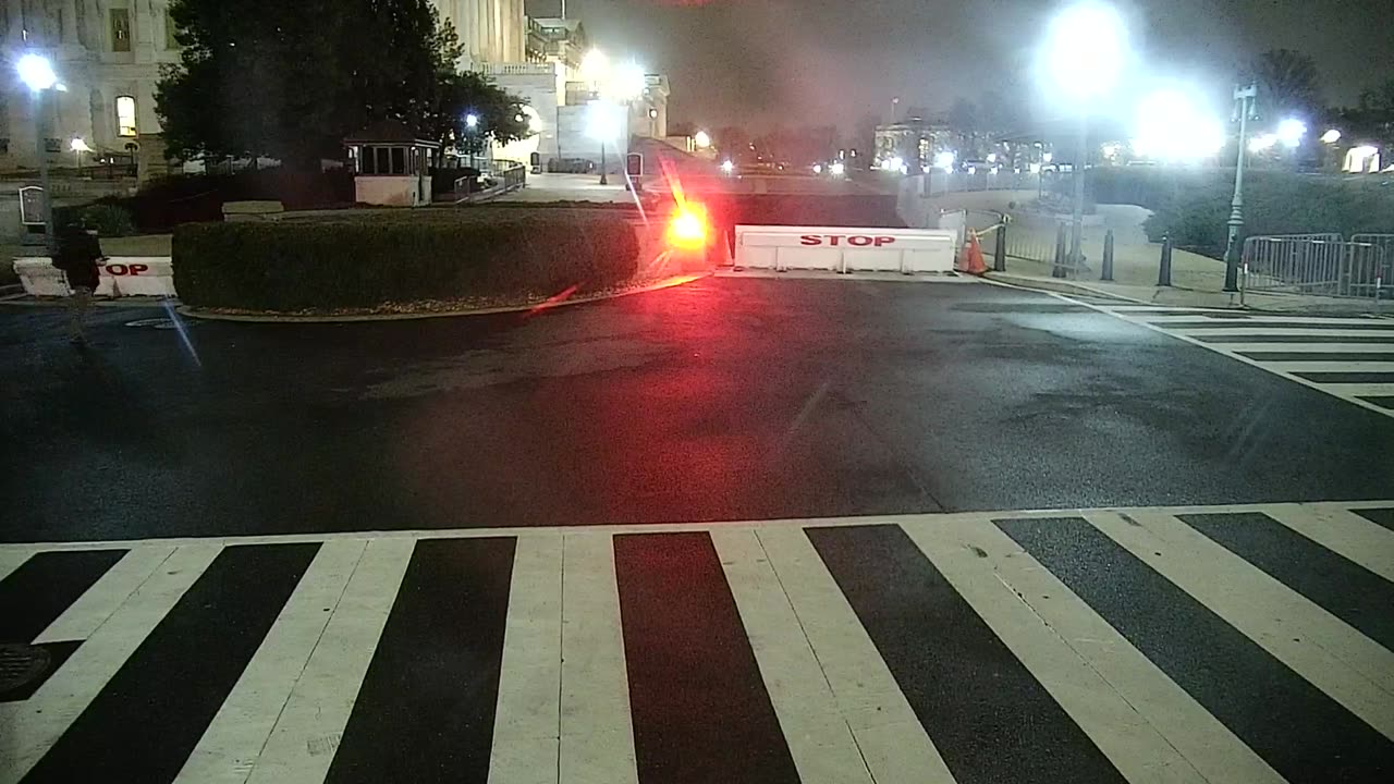 0687USCG00K25SouthBarricadePlaza_2021-01-05_23h19min45s467ms.mp4