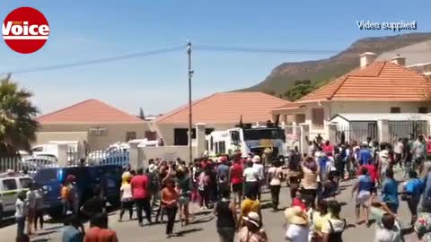 ’No bail for killer cop’
