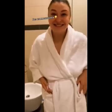 Креативная русская барышня!