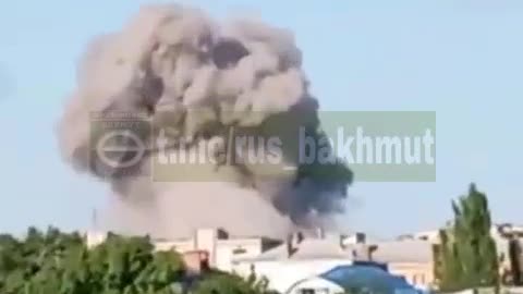 Ukraine War - Artillery and aviation provide fire support for today's major offensive