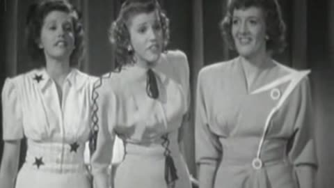 The Andrews Sisters - Steppin' Out Tonight = 1941