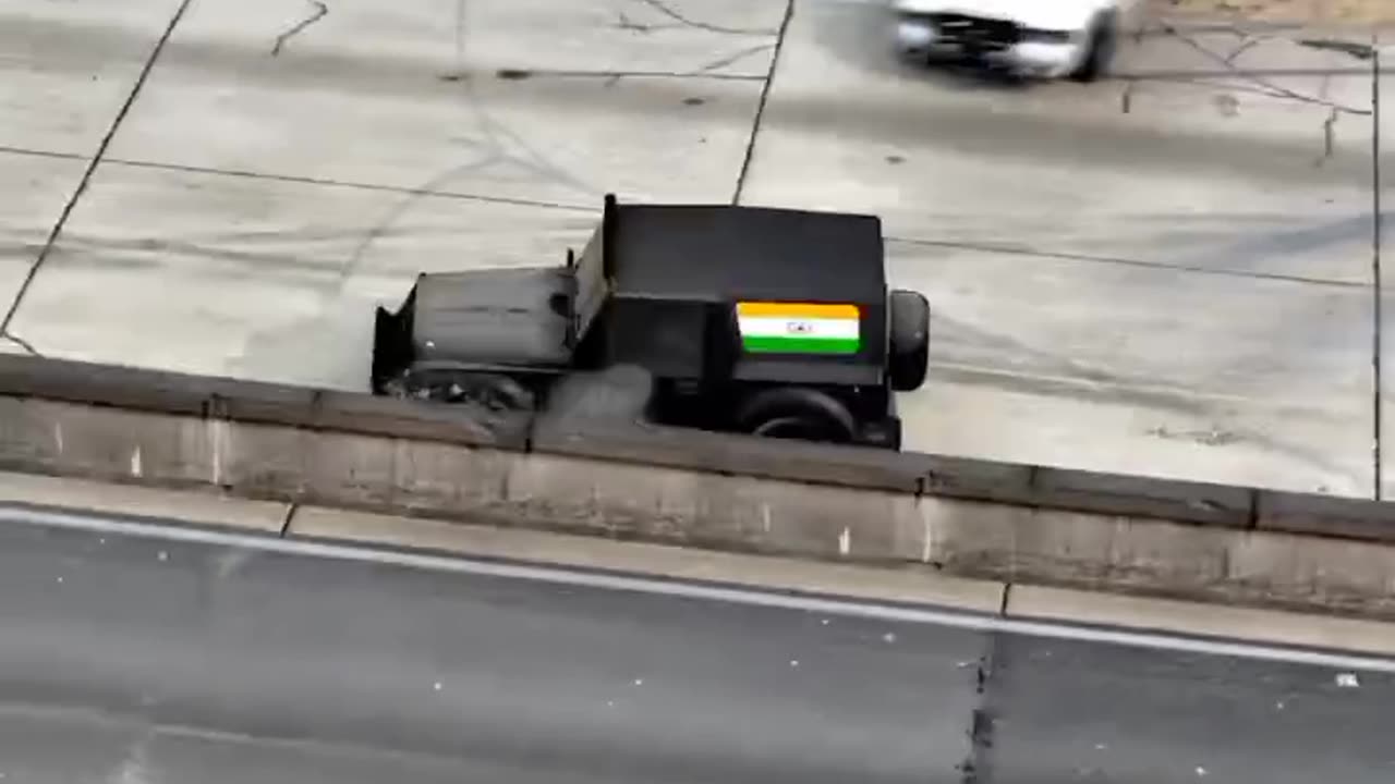 landan Police vs mahindra thar