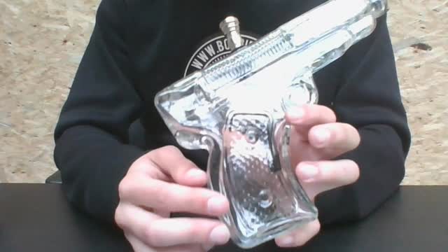 'Peace Keeper' Pistol Bong (by Black Leaf)