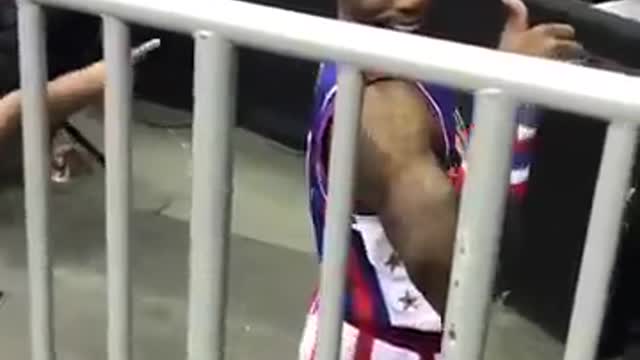 The greatest high five in sports history!