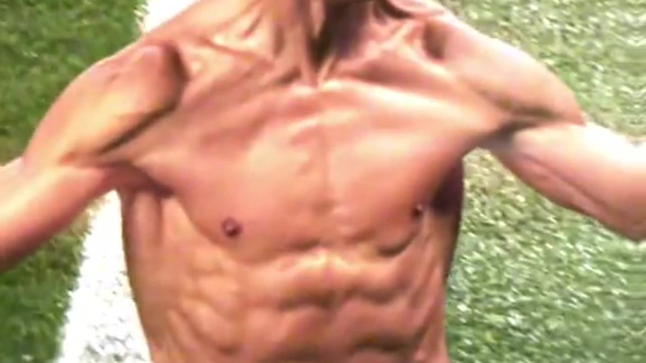 Ronaldo eight pack body