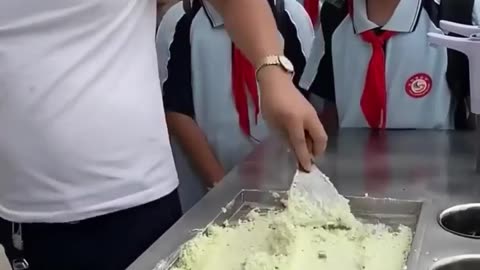 Make ice cream with cake