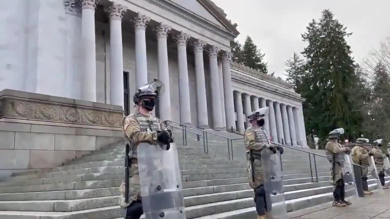 🚨 - There are 15,000 troops in Washington DC right now.