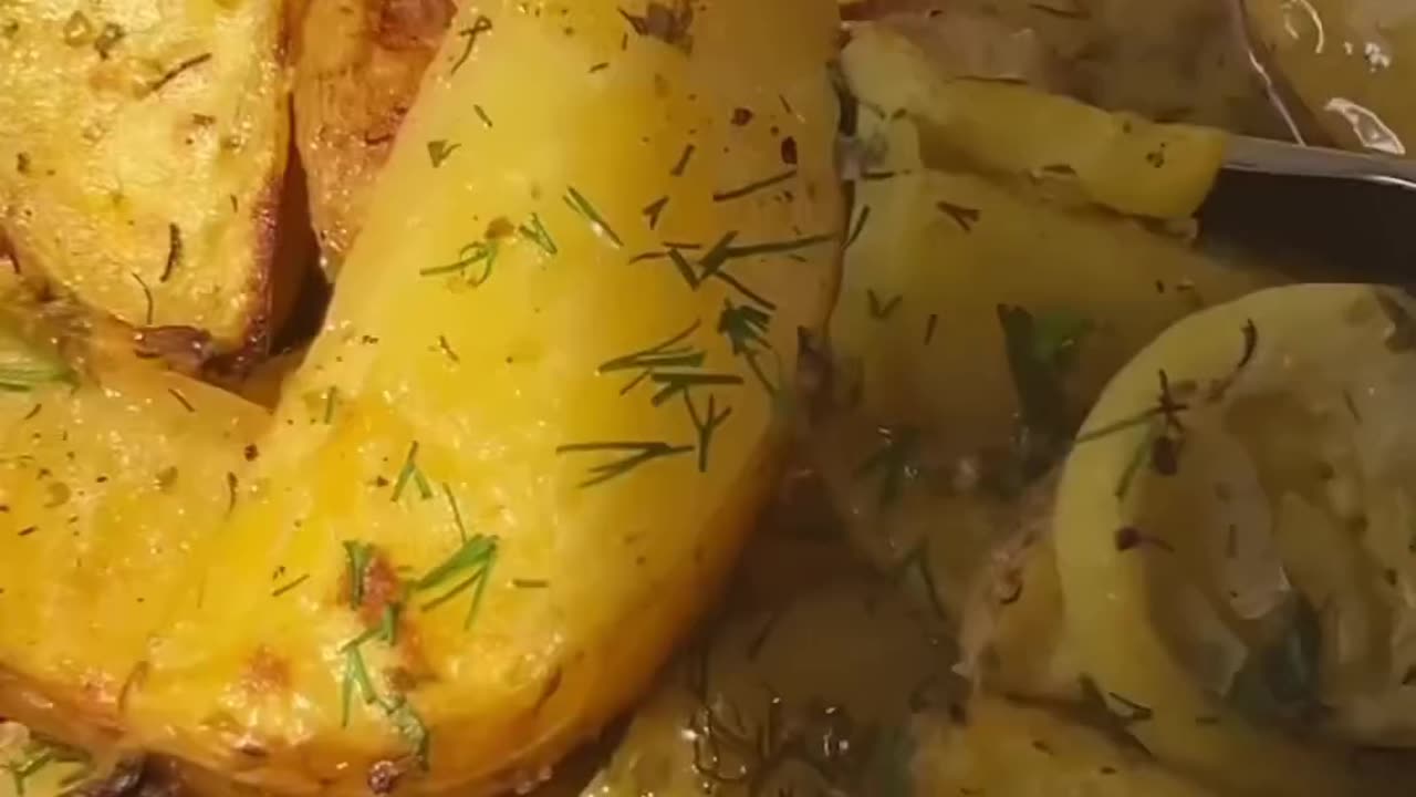 Greek Potatoes - RECIPE IN DESCRIPTION