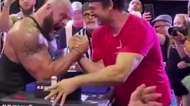 Devon Larrot vs the monster among men Braun Strowman arm wrestling 🔥🔥